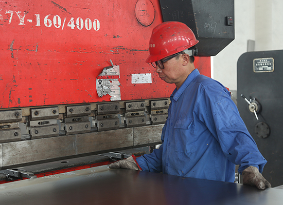 生產(chǎn)設(shè)備1