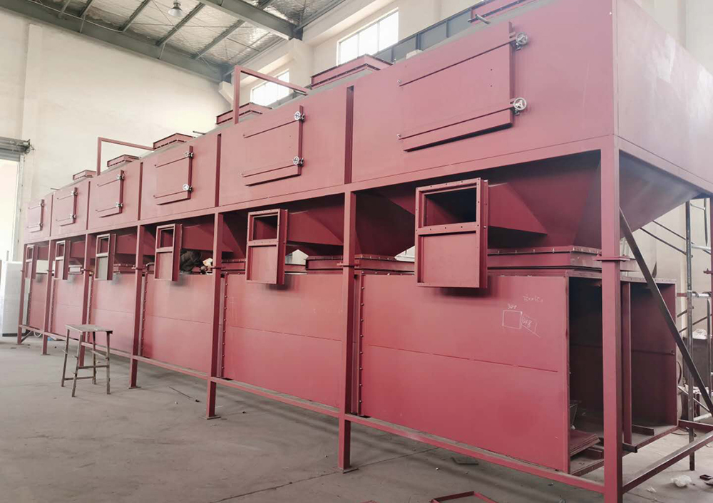 【揚(yáng)州綠之源環(huán)?！?0萬風(fēng)量和16萬風(fēng)量活性炭吸附催化燃燒裝置裝車發(fā)貨